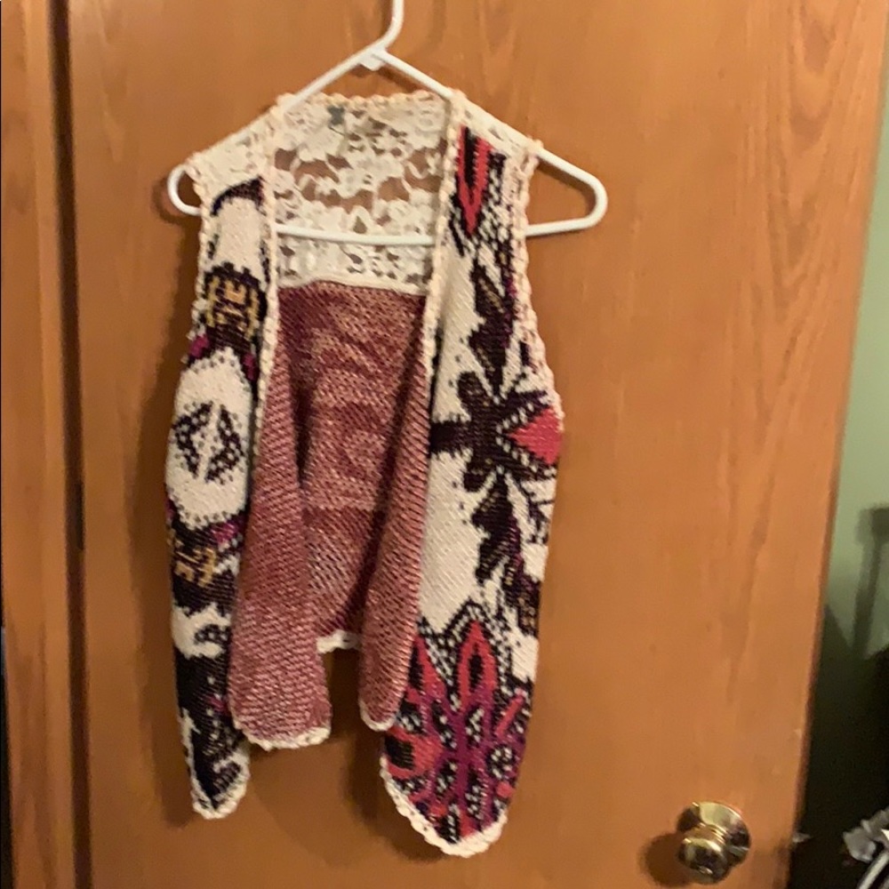 Bke sweater vest size medium